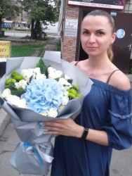 Букет белых роз и гортензий - от ProFlowers.ua