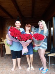 Купуйте з доставкою - Букет українських троянд "Ейфорія"