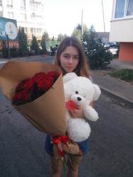 11 импортных красных роз - быстрая доставка от ProFlowers.ua
