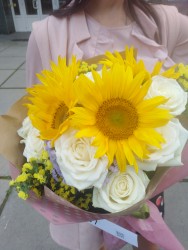 Buy with delivery - Bouquet of flowers "Warm feelings"