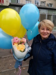 Доставка по Україні - Набір кульок "Україночка"