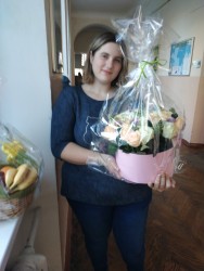 35 белых и кремовых роз в коробке - купить в магазине цветов ProFlowers.ua