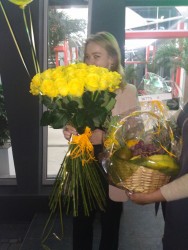 Buy with delivery - 51 yellow rose