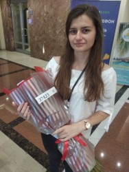 Delivery in Ukraine - Bouquet of red roses "European"