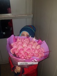 Buy with delivery - Rose bouquet "Sweet marshmallow"