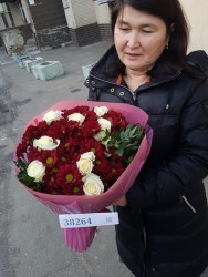 Доставка по Україні - Букет хризантем "Для коханої"
