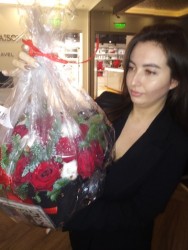 Delivery in Ukraine -  Bouquet in a box "For the Snow Maiden"