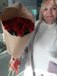 15 червоних троянд - купити в квітковому магазині ProFlowers.ua