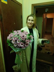 Delivery in Ukraine - Bouquet of chrysanthemums "Charming!"