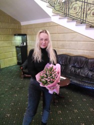 Розовый тюльпан поштучно - купить в магазине цветов ProFlowers.ua