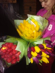Delivery in Ukraine - Bouquet "25 yellow tulips"