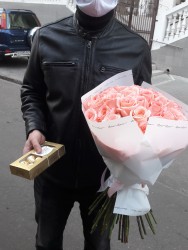 Order with delivery - Bouquet of roses "Refined"