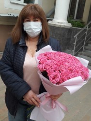 51 рожева троянда - від ProFlowers.ua