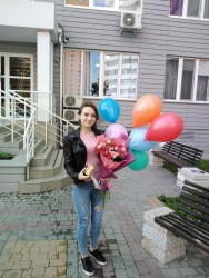 7 різнокольорових повітряних кульок - від ProFlowers.ua