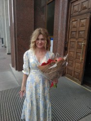 Delivery in Ukraine -  Bouquet of alstroemerias "Passionate dance"