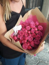 European bouquet of spray roses - from ProFlowers.ua