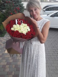 Buy with delivery - Bouquet of roses "Heart"