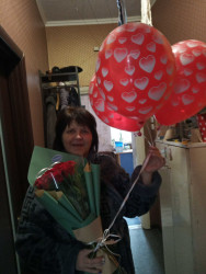 Order with delivery - 3 red balloons with hearts
