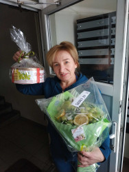 Delivery in Ukraine -  Fruit bouquet "Green Garden"