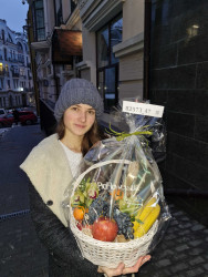 Delivery in Ukraine - Fruit basket «Fruit aroma»