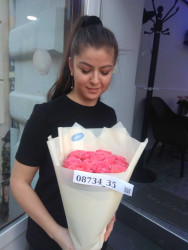 Order with delivery - Pink rose (by an item)