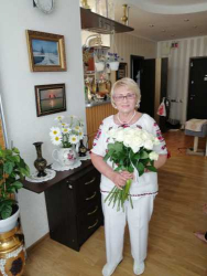 25 white roses - buy at flower shop ProFlowers.ua