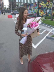 Delivery in Ukraine - Bouquet of 5 gladioli